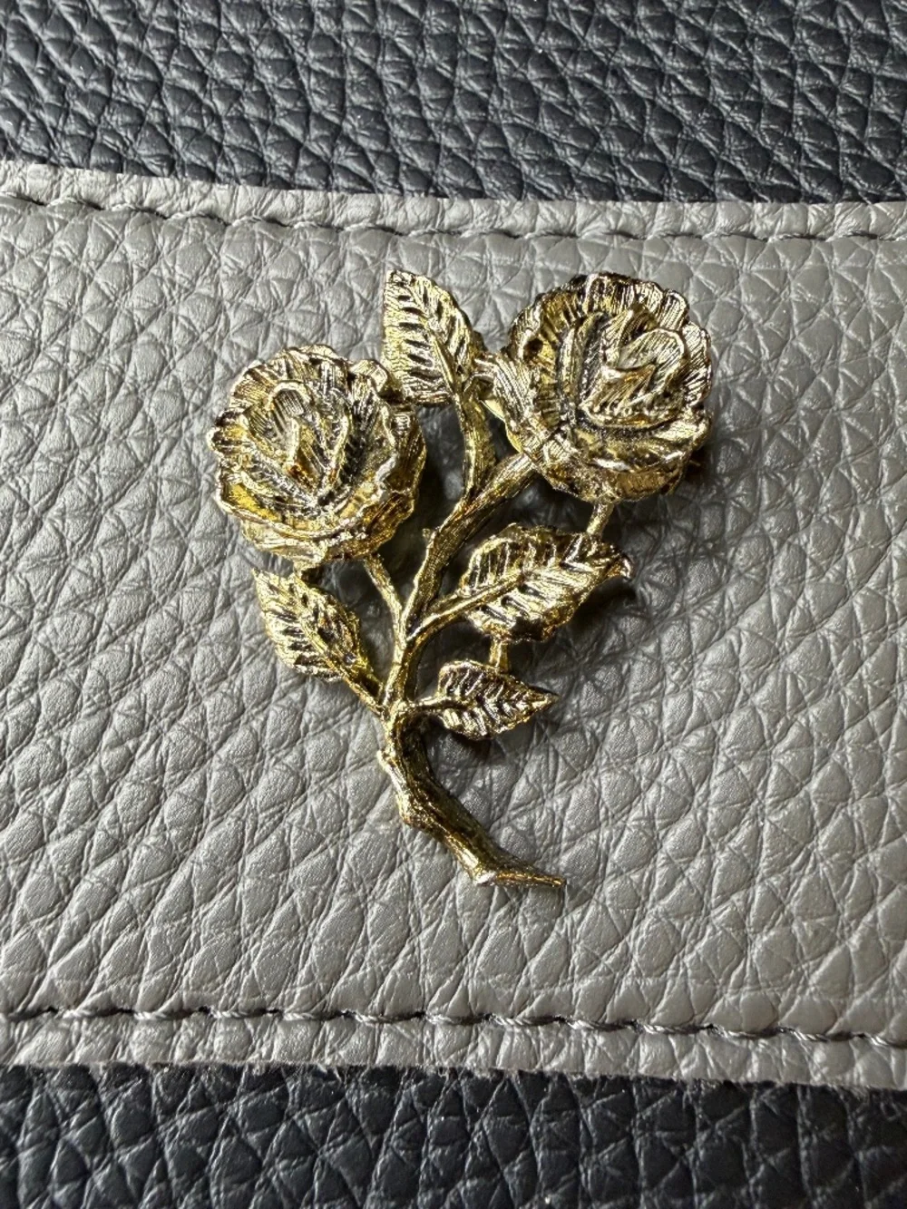 Vintage Gerrys Gold Tone Roses Brooch Pin 1.5